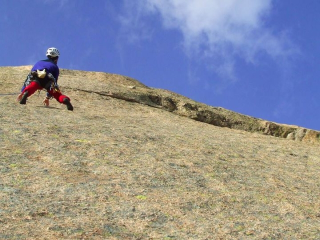 haciendo rappel